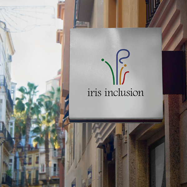 iris inclusionのお店の看板のロゴ